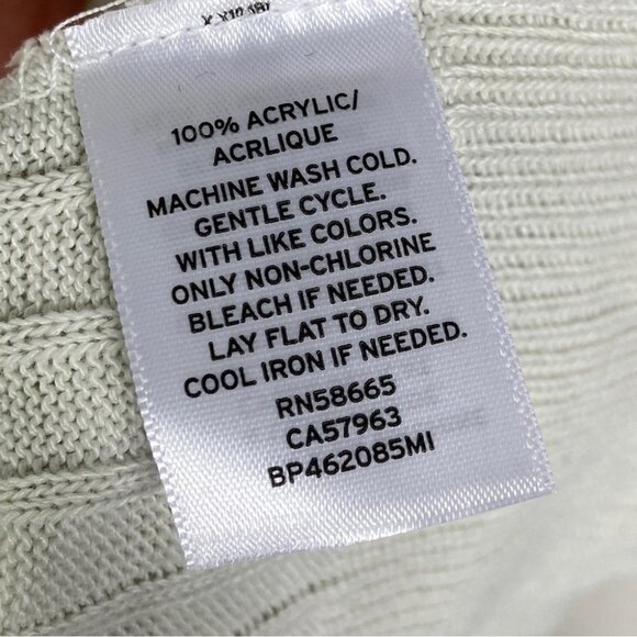 NEW Nordstorm BP Ribbed Crop Sweater Grey Size Large V-Neck Knit Made in USA L - Picture 10 of 11